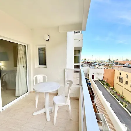 Lägenhet Pyr & Pool Private *