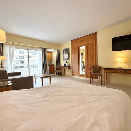 Pyr & Pool Private Apartamento