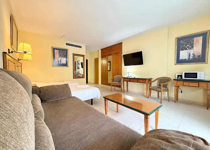 Pyr & Pool Private Fuengirola