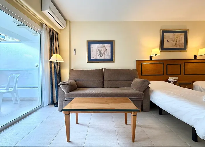 Pyr & Pool Private Lägenhet Fuengirola